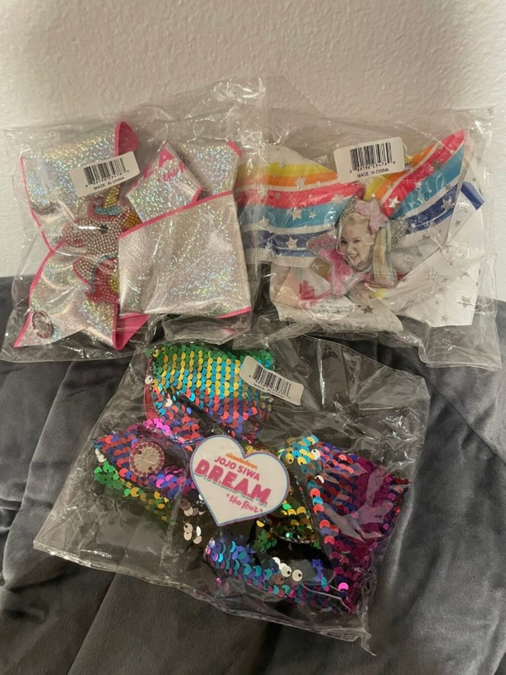 Nickelodeon JoJo Siwa D.R.E.A.M. The Tour Exclusive Hair Bows Lot